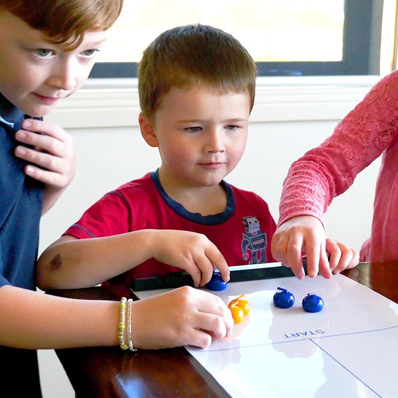 Kletshuts™ CurlingGame: Tafel Curlingspel Voor Alle Leeftijden
